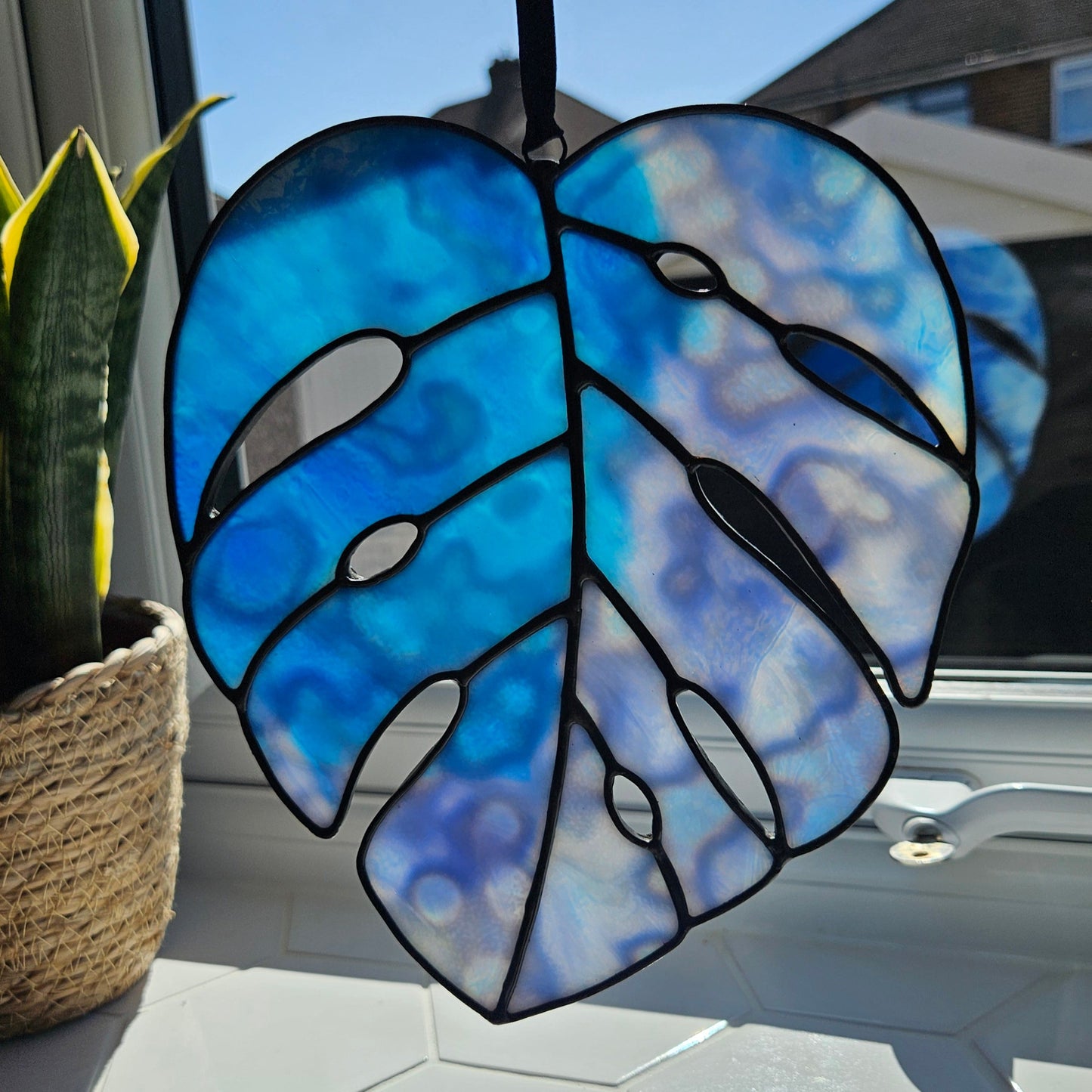 Mottled Blue Monstera Leaf