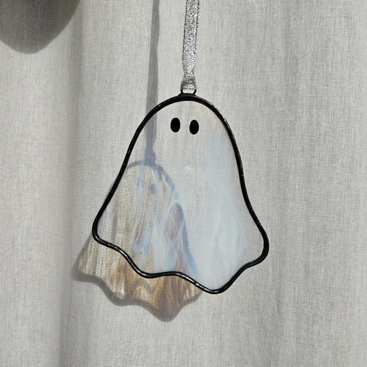 Shy Ghost Suncatcher #2